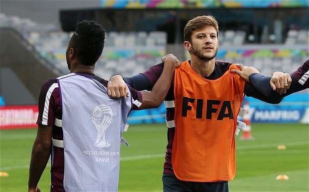 Adam Lallana Ruled Out for Six Weeks with Knee Injury