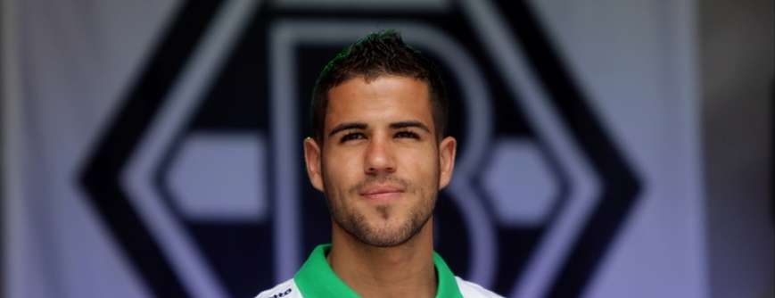 Alvaro Dominguez Refuses to Expand on Liverpool Interest