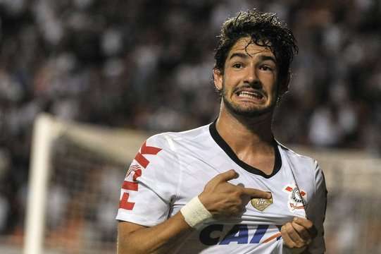 Corinthians President Confirms Liverpool Have Agreed Deal for Alexandre Pato