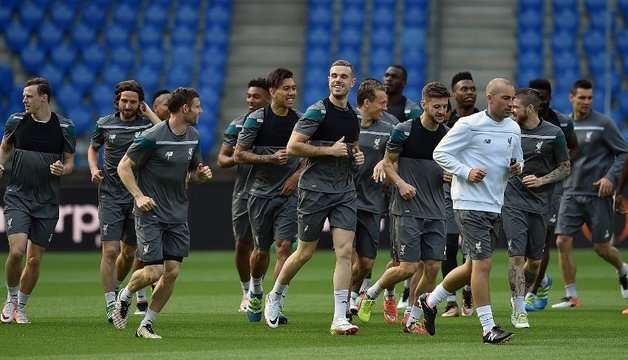 Sevilla FC Europa League Final Match Preview: Adidas Trainers and European Trophies