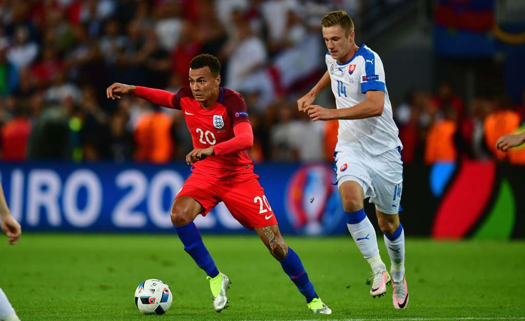 Milan Skriniar Slovakia vs England