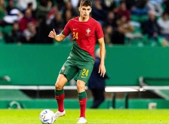 Antonio Silva playing for Portugal