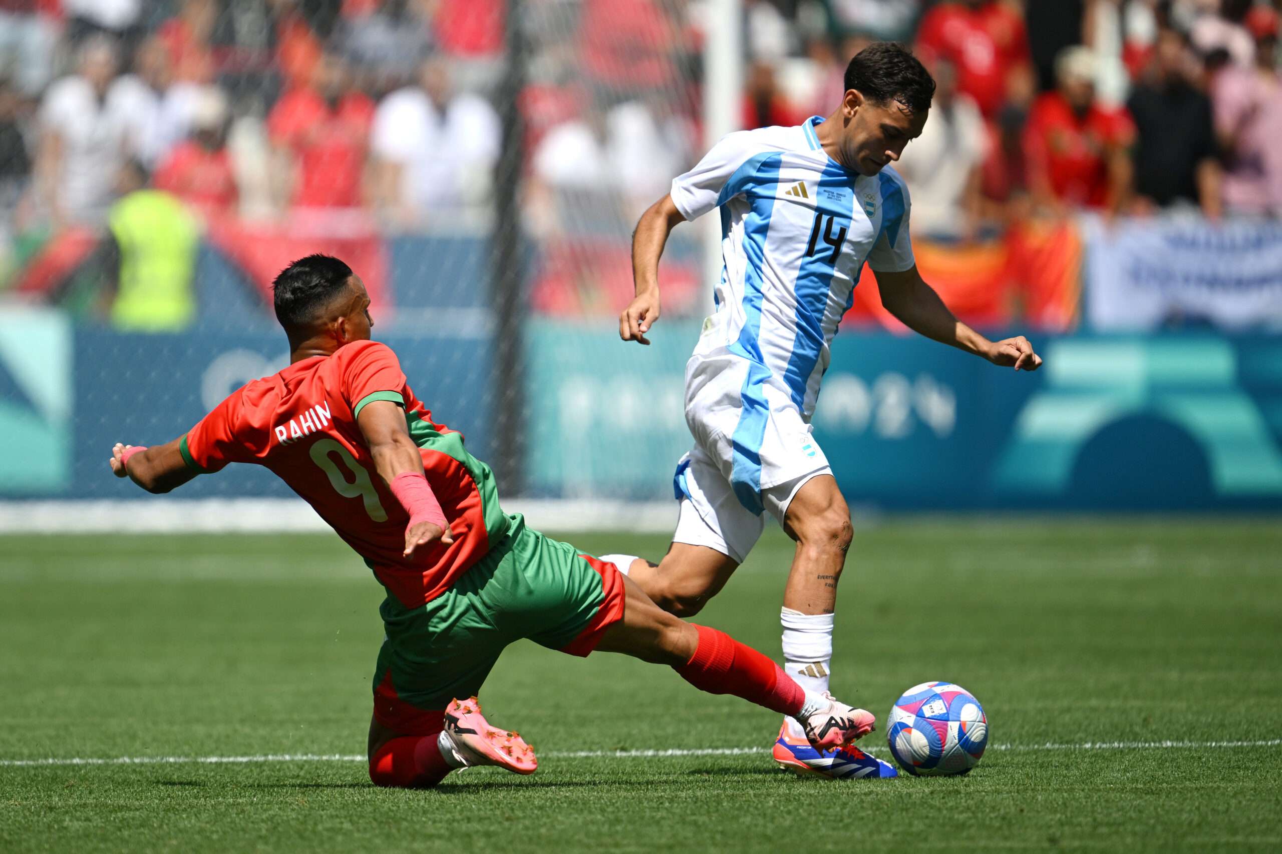 Santiago Hezze Olympiacos