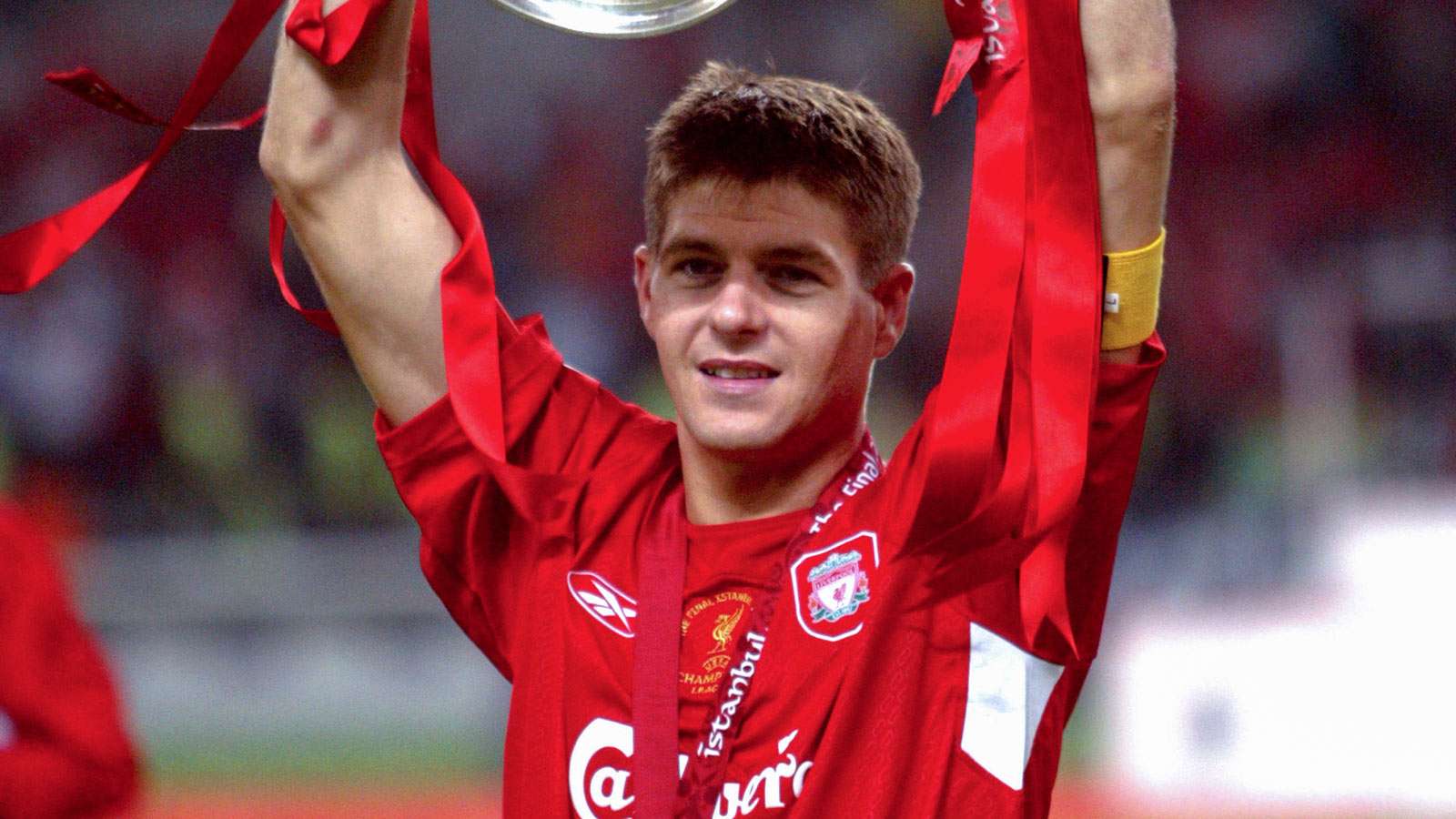 Steven Gerrard lifts the Champions League trophy