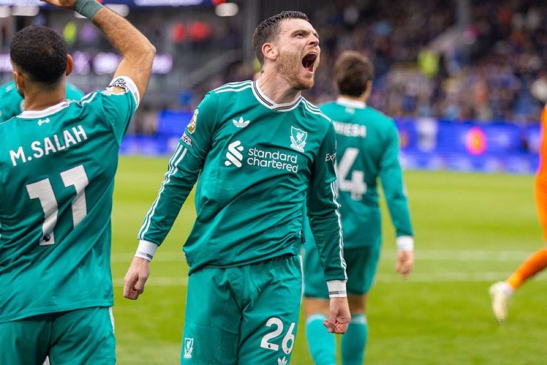 Jamie Carragher says Arne Slot’s treatment of one Liverpool star is “really strange”
