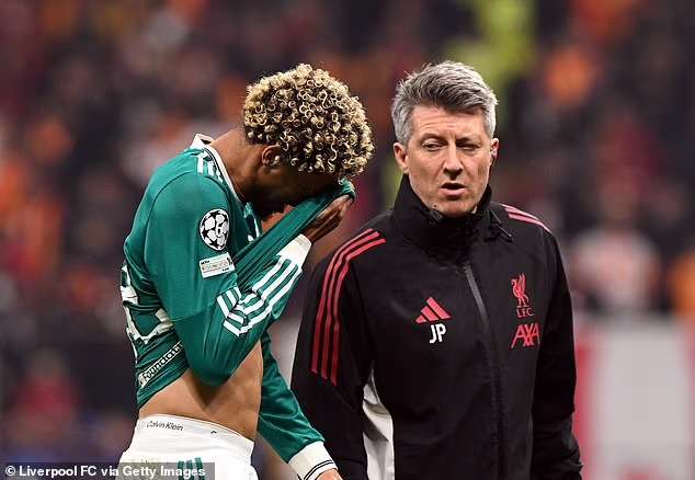 Liverpool duo hit by Injury blow as Arne Slot provides latest update